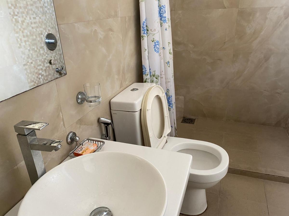 Diwan Apartment & Chalet Colombo Esterno foto
